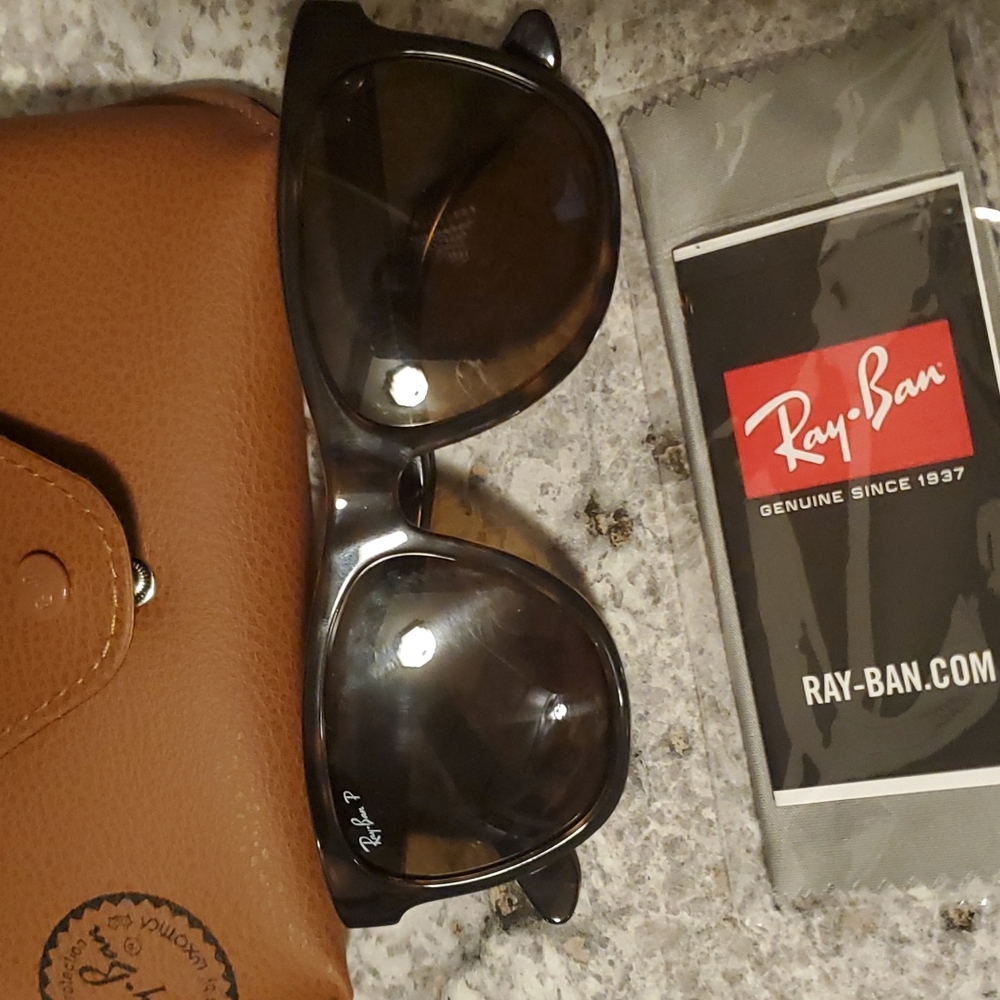 RAY BAN Wayfarer